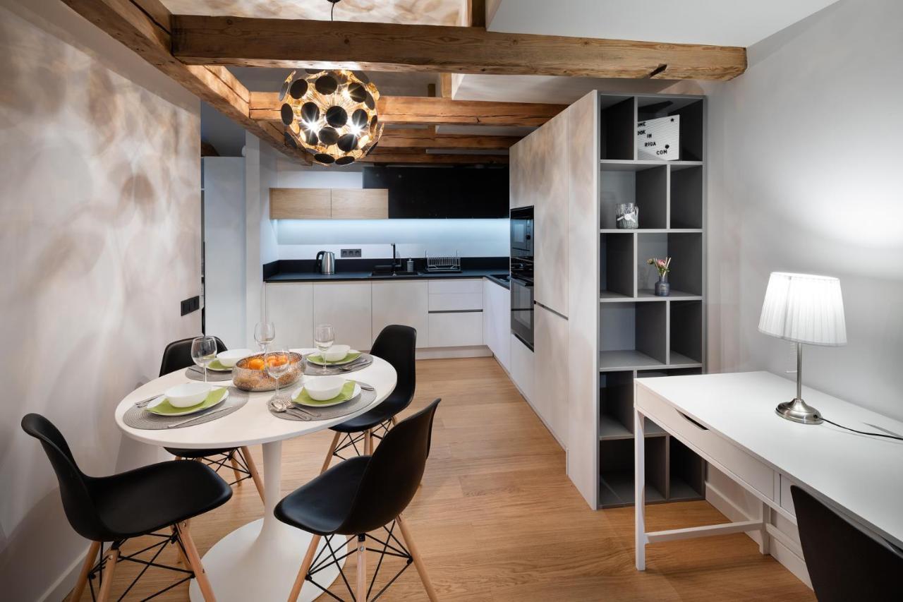 Merkela Loft Apartment Beside Vermanes Park Рига Екстериор снимка