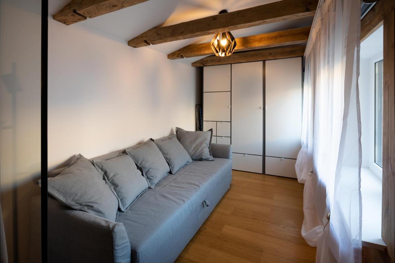 Merkela Loft Apartment Beside Vermanes Park Рига Екстериор снимка